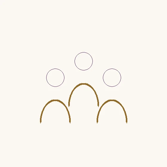 Grupo de pessoas · três cabeças circulares e contornos de ombros